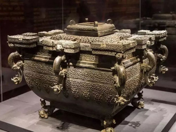The Ancient “Refrigerator”